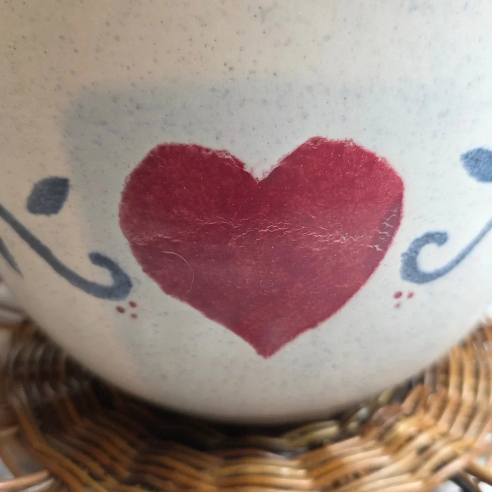 Vintage Farmhouse Stoneware Batter Bowl Blue Sponge Rim Red Heart Vine Cream